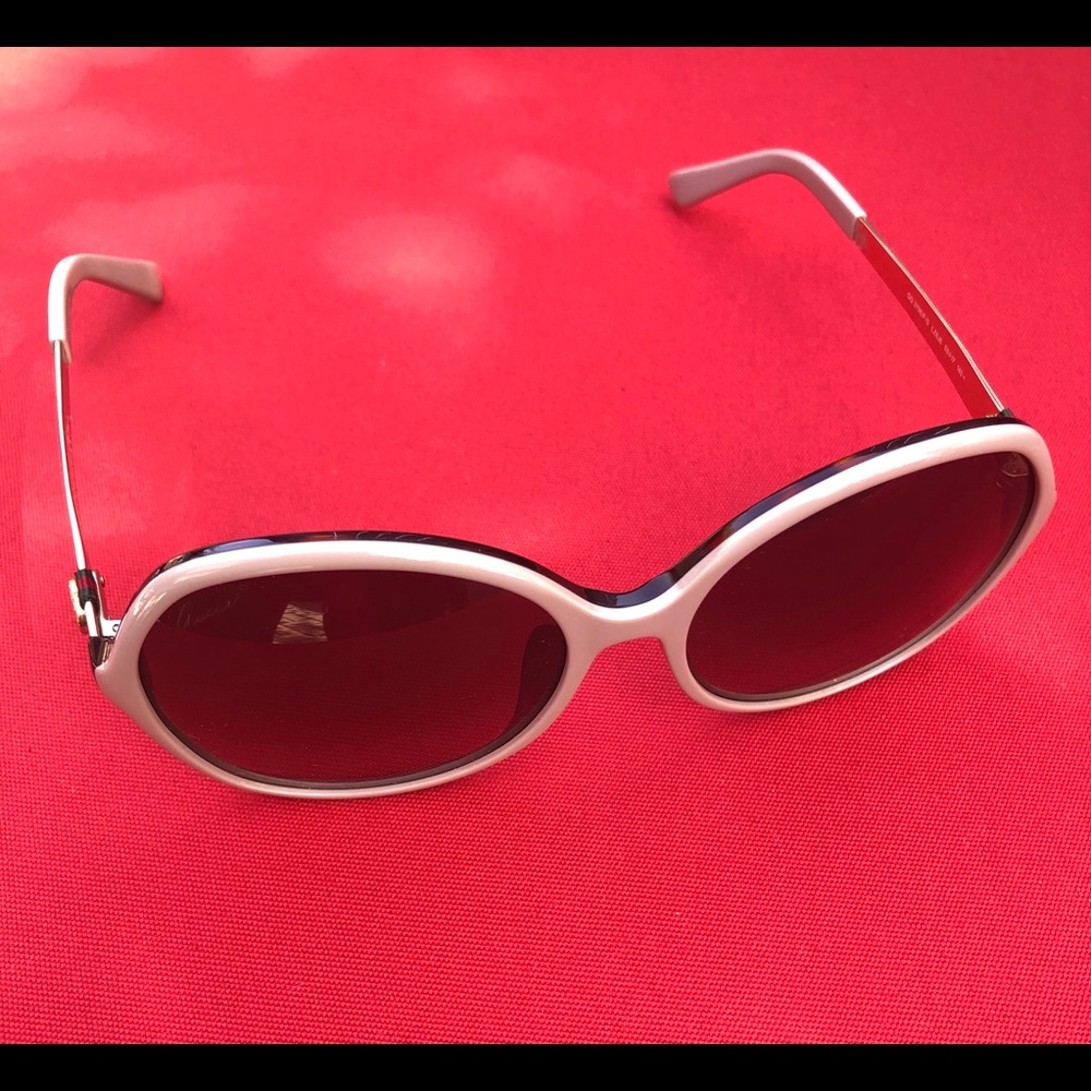 GUCCI Sunglasses.